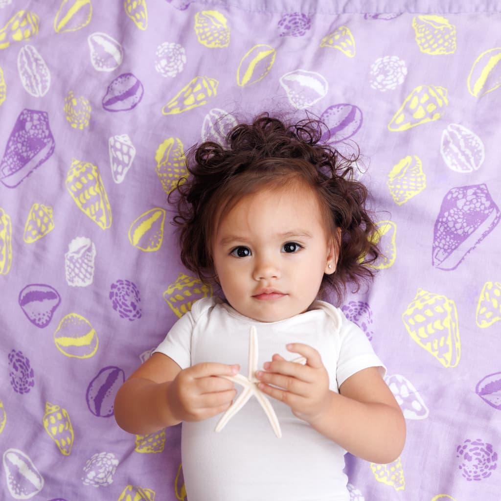 Shell Pop Throw Blanket