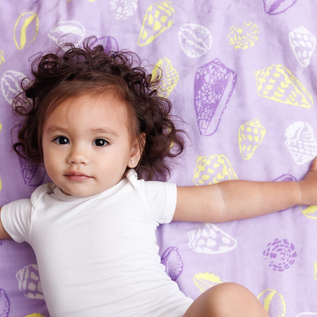 Shell Pop Throw Blanket