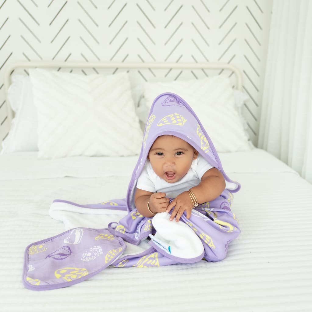 Shell Pop Hooded Towel Set