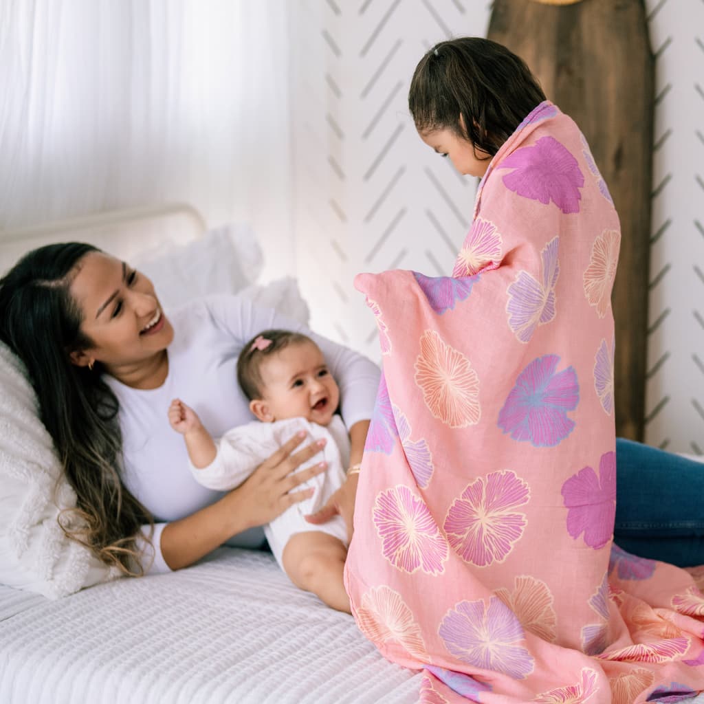 Seaflower Muslin Swaddle Blanket - Main Image