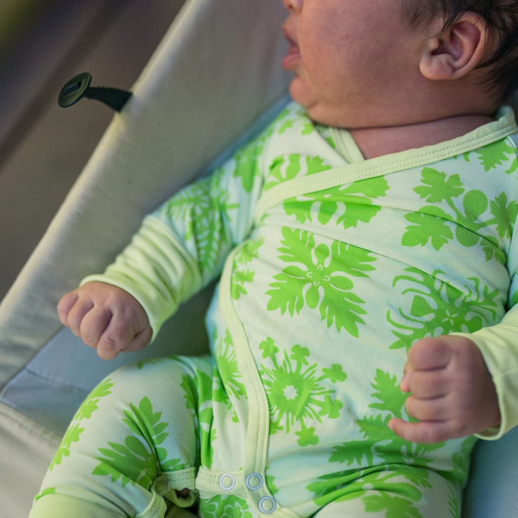 Napuanani in Pakalana Bamboo Newborn Coverall