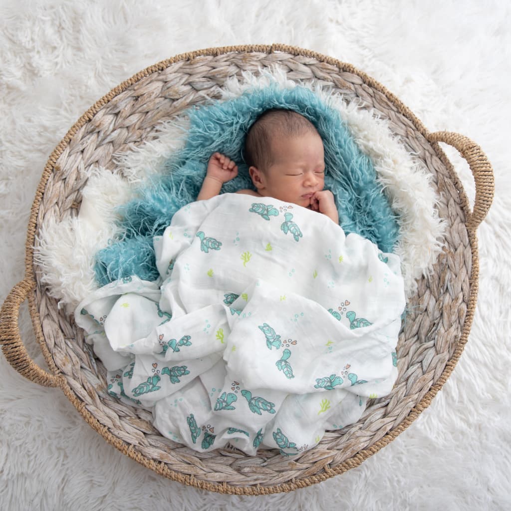 Honu Honi Muslin Swaddle Blanket