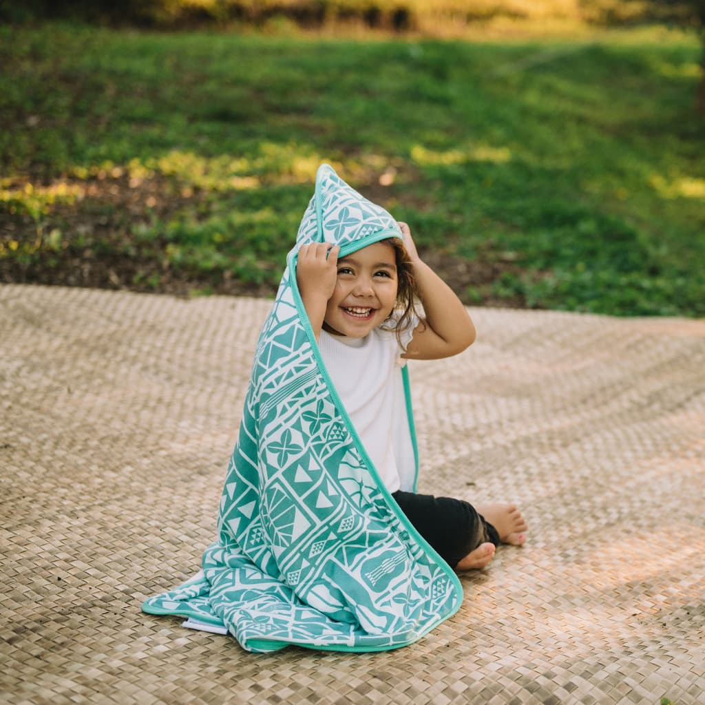 Kapa Kulture Hooded Towel Set